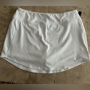 DSG Performance Mid rise Skort,White Size‎ XL NWT